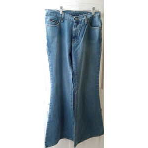 NWT Vintage Womens Sz 11 Low Rise Bell Bottoms Blue Denim Y2K Hippie Festival